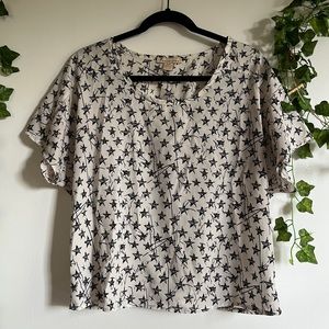 Patterned B&W blouse